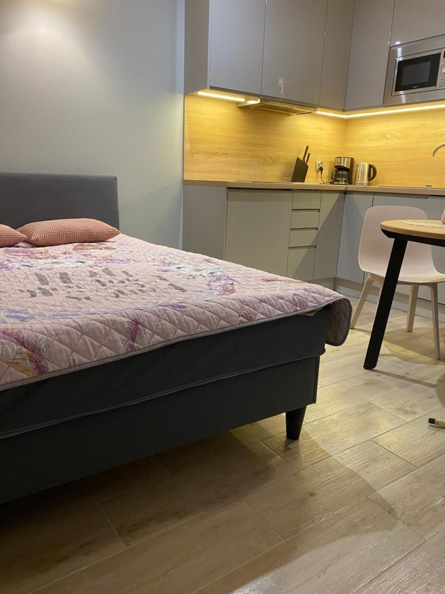 Apartament Pink Klifowa เรวัล ภายนอก รูปภาพ